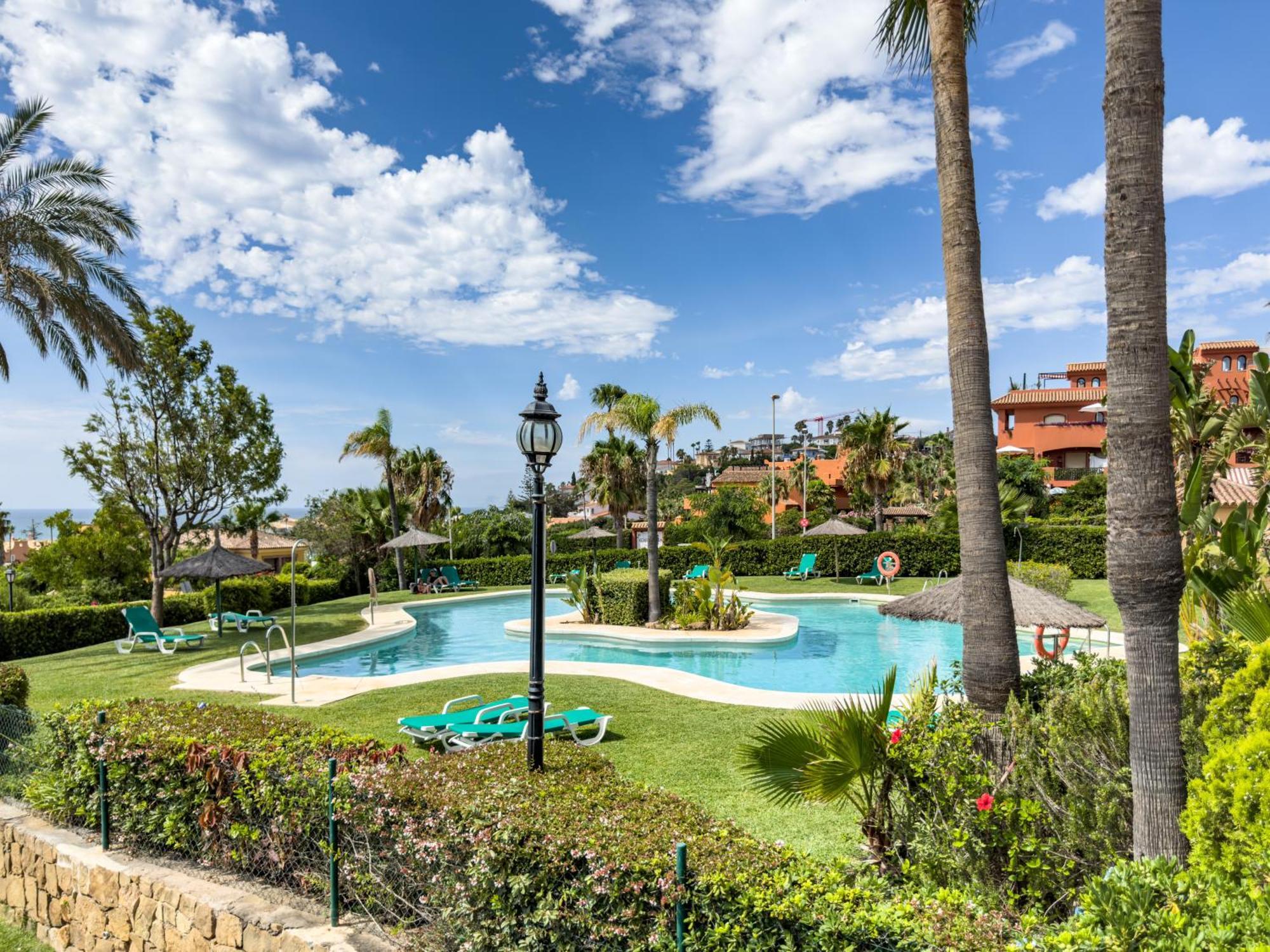 Elegante Adosado Con Con Vistas Al Mar Y Piscina - Costa Galera Park 10 4 Villa Estepona Exterior foto